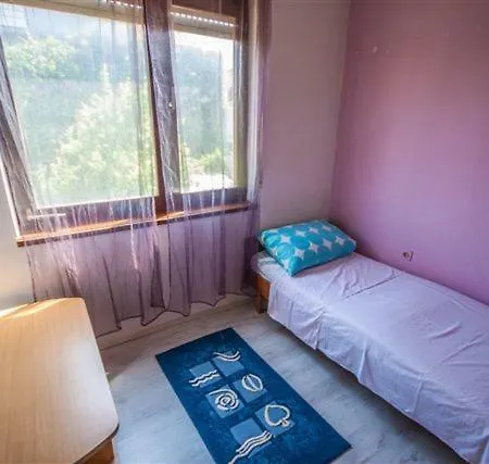 Daire Peaceful +parking Place *